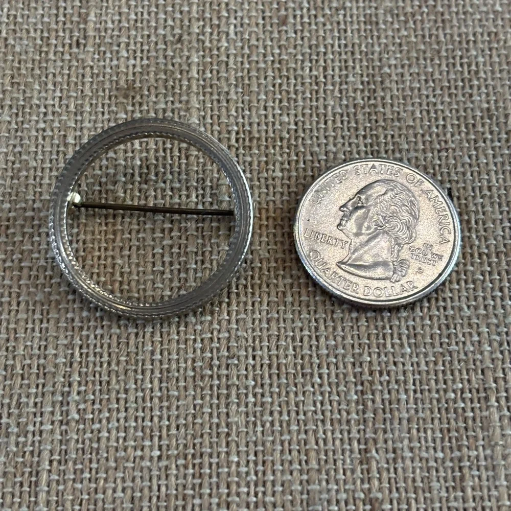 Silver Tone Round Open Circle Textured Brooch Pin